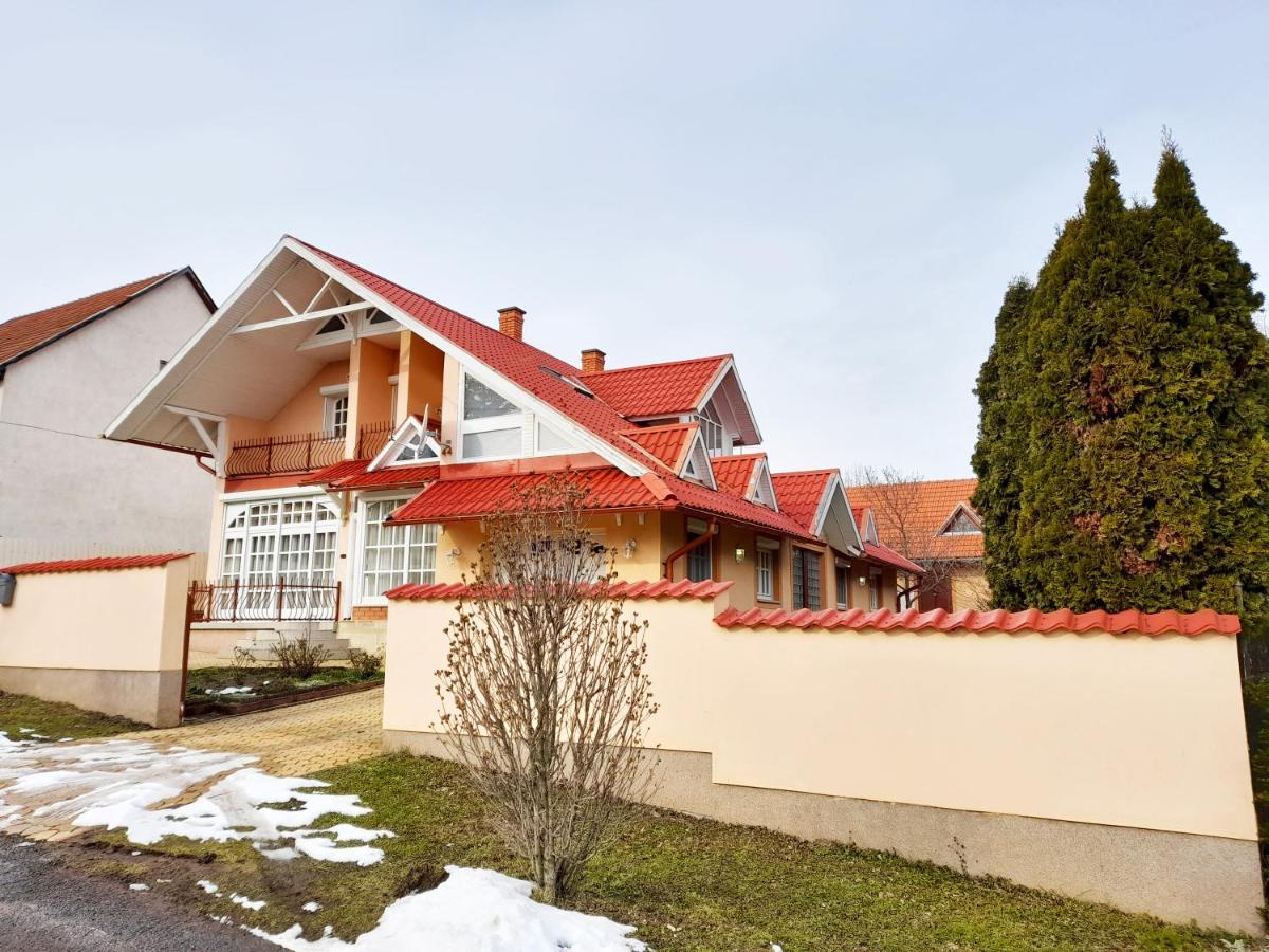 Matra Wellness Vendeghaz Otel Parádsasvár Dış mekan fotoğraf